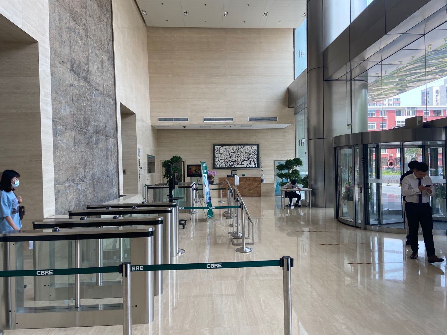 安联大厦出租实拍图3